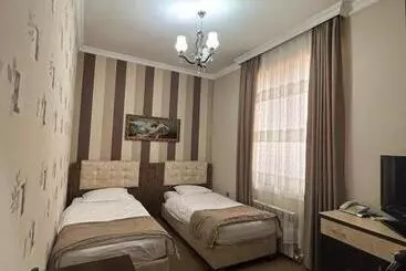 Issam Hotel & Spa Sheki