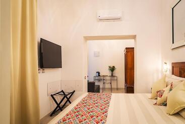 Pensionat Waterfront Suites Cagliari