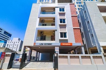 בית מלון כפרי Fabexpress Rs Living Hitech City