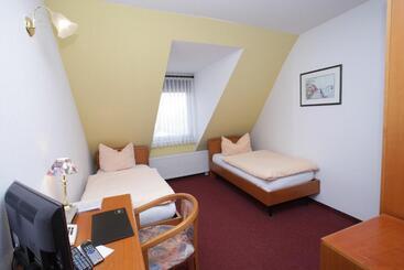 Eiscafe Pizzeria Hotel Rialto