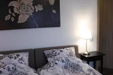 Hotelli Gasthaus Bunnen ,bed & Breakfast