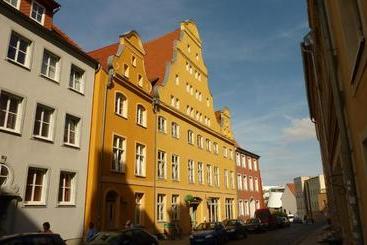 호텔 Altstadt Pension Hafenblick