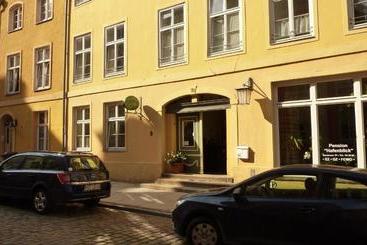 호텔 Altstadt Pension Hafenblick