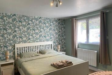 مبيت وإفطار Chambre Indépendante