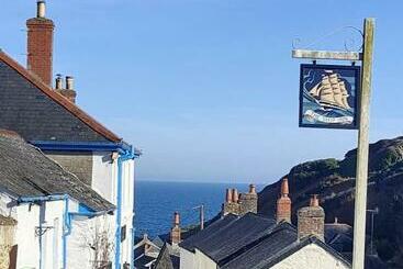 Bed and Breakfast The Ship Inn