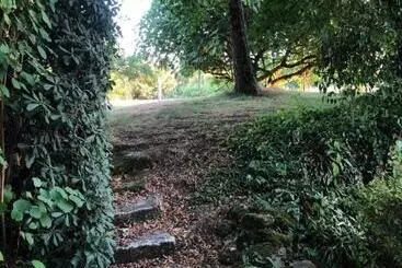 Aamiaismajoitus (B&B) La Source De Bardon