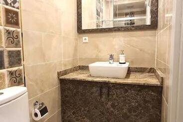 アパートホテル Galata Nazapart