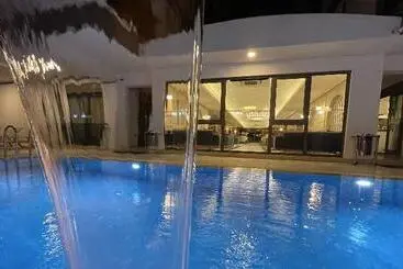 ホテル Quality Gold Suite