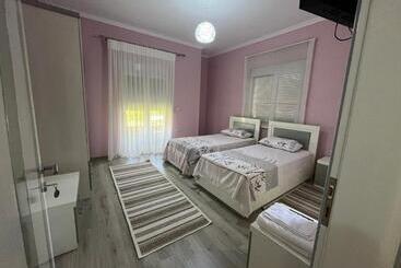 פנסיון Vila Gregor