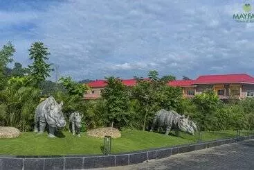 Hotel Mayfair Spring Valley Resort Guwahati