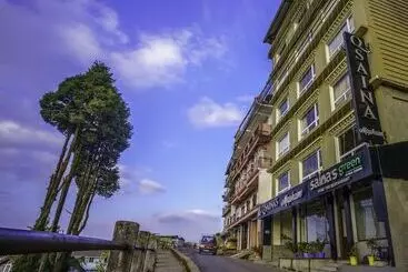 Hotel Q Saina Mapham