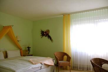 ホテル Die Gurkenscheune Frühstückspension