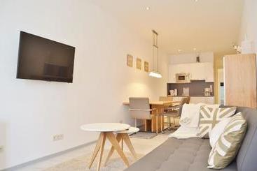 هتل Haus Alte Teestube