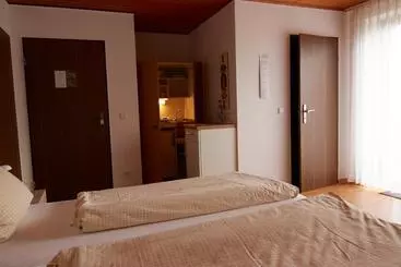 Hotelli Gisela S Gästehaus Brakel   Self Check In