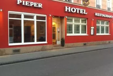 ホテル Pieper