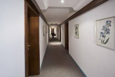 בית מלון כפרי Restaurant Zum Hirschhaus