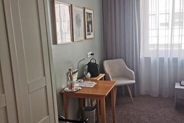 Max Hotel Düsseldorf Self Check In