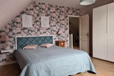 ベッドアンドブレックファースト Mr Choliere Le Champ Du Chêne