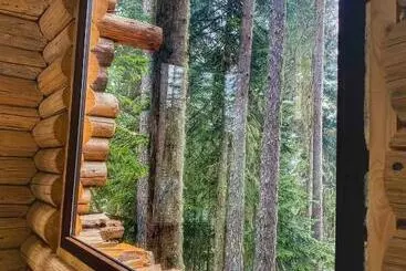 هتل Hut In Hatsvali