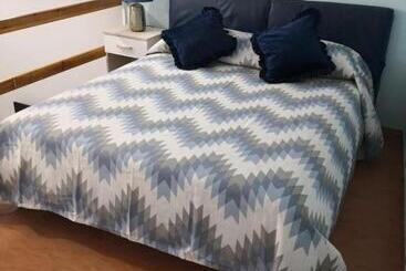 تختخواب و صبحانه Carlino Room S