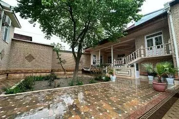 Albergue Samarkand Ali