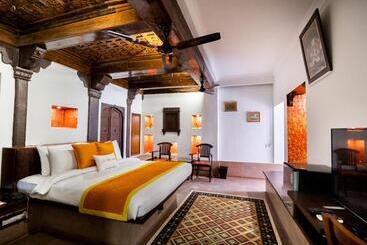 Otel Zone Palace By The Park Phalodi