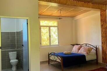 Hospedaria Gîte Chez Hachimi