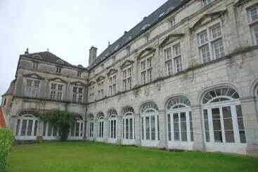 ベッドアンドブレックファースト Chateau De Frasne
