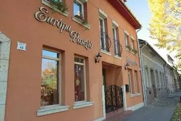 Bed and Breakfast Európa Panzió