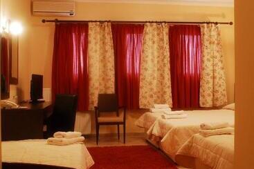 בית מלון כפרי Asteras