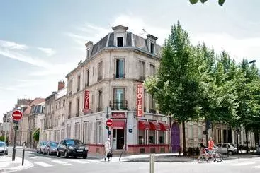 Hôtel Au Touring Hôtel