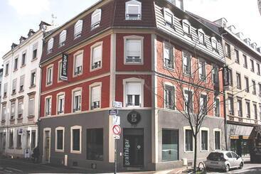 ホテル Graffalgar