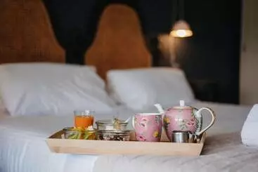 Hotel La Robeyere; Bw Signature Collection