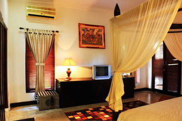 Hotel La Villa Kishi Kishi