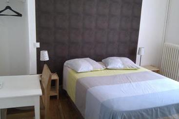 בית מלון כפרי Select