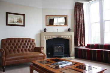 Hotel The Charterhouse