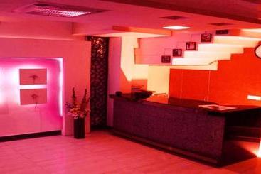 The Eden Hotel Near Okhla