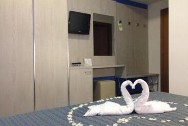 בית מלון כפרי Astoria