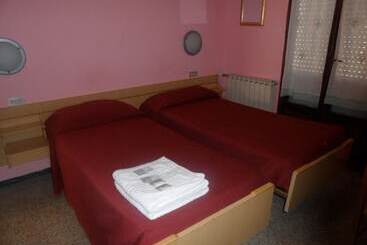 בית מלון כפרי Estoril