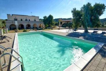 Hotel La Piana Degli Ulivi