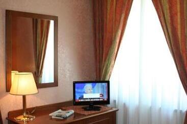 Szálloda Squarciarelli