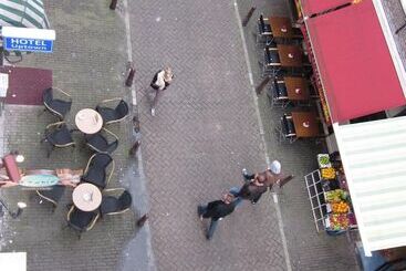 Amsterdam Hostel Uptown