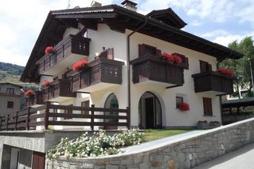 בית מלון כפרי Chalet Alberti