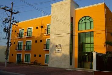 בית מלון כפרי Real Izamal