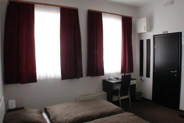 酒店 Rooms Levicki