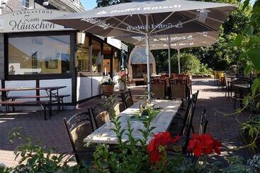 هتل Landgasthof Zum Häuschen