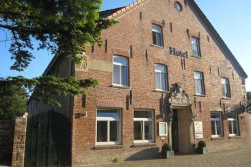 Отель To`n Schlagboom