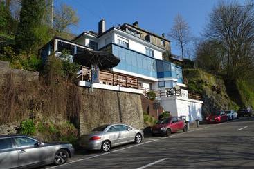 هتل Gite Villa Le Monde La Roche En Ardenne