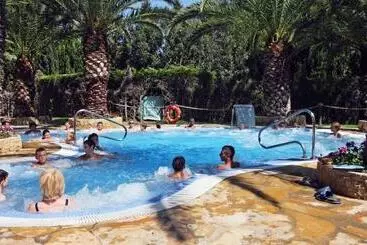 Hotel Camping & Resort La Torre Del Sol