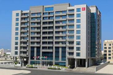 Ramada Hotel And Suites Amwaj Islands